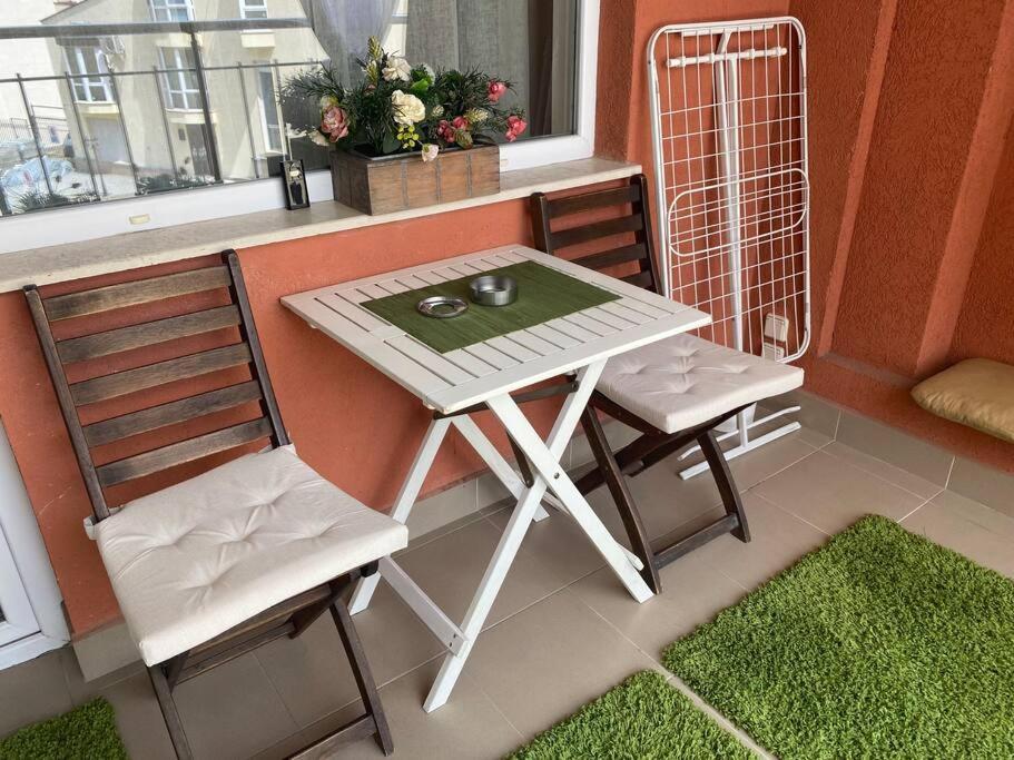 Lovely 1-Bedroom Apartament With Free Parking Sofia Bagian luar foto